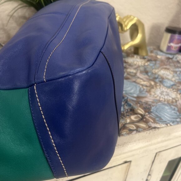 Coach COLORBLOCK CARRIE (F24065) Color Block Shoulder Tote Purse Handbag - Picture 4 of 16